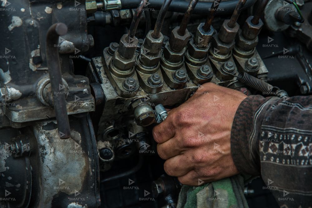Замена топливного насоса в сборе Land Rover в Саратове Замена топливного насоса в сборе Land Rover в Саратове