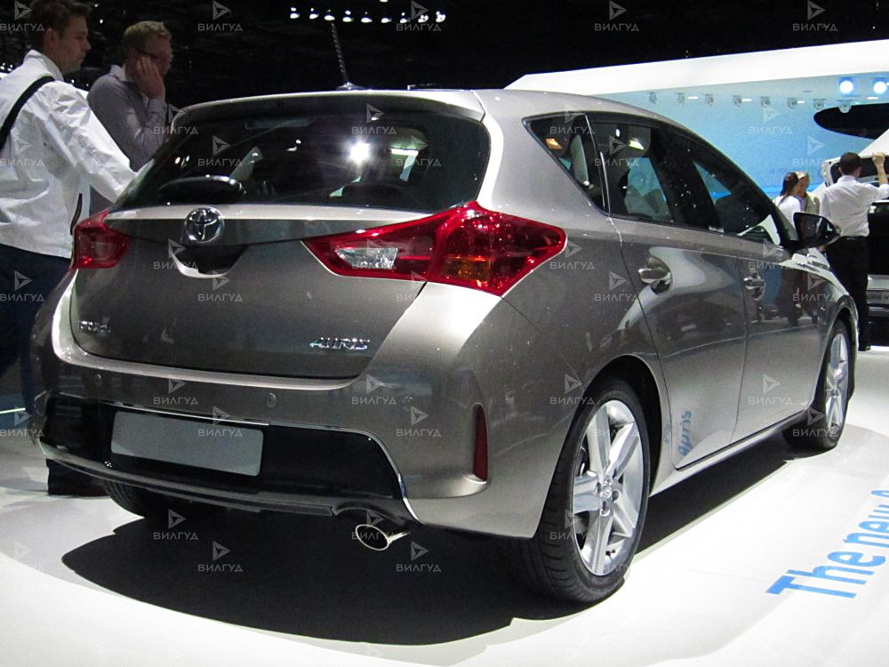 Замена пыльника шруса Toyota Auris в Саратове